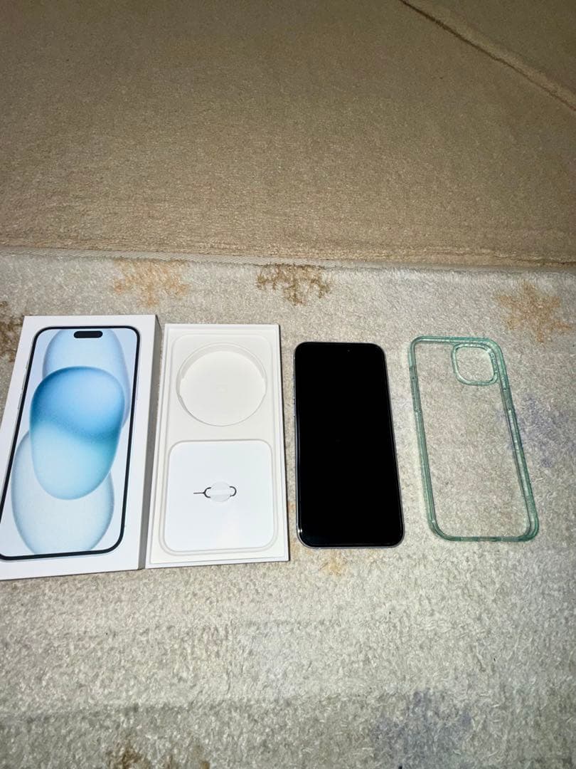 iPhone15プラス128GB