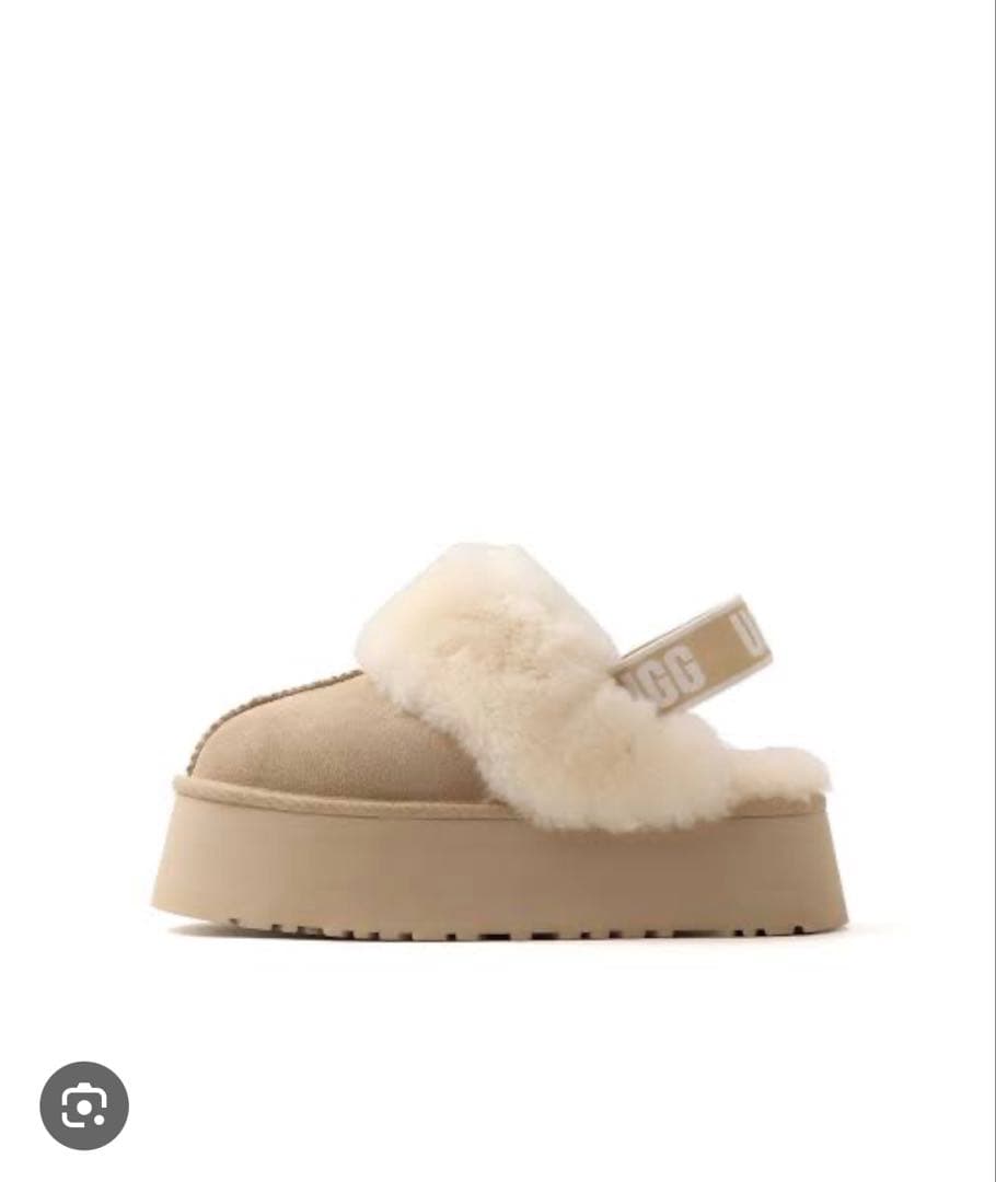 UGG W FUNKETTE 24センチ