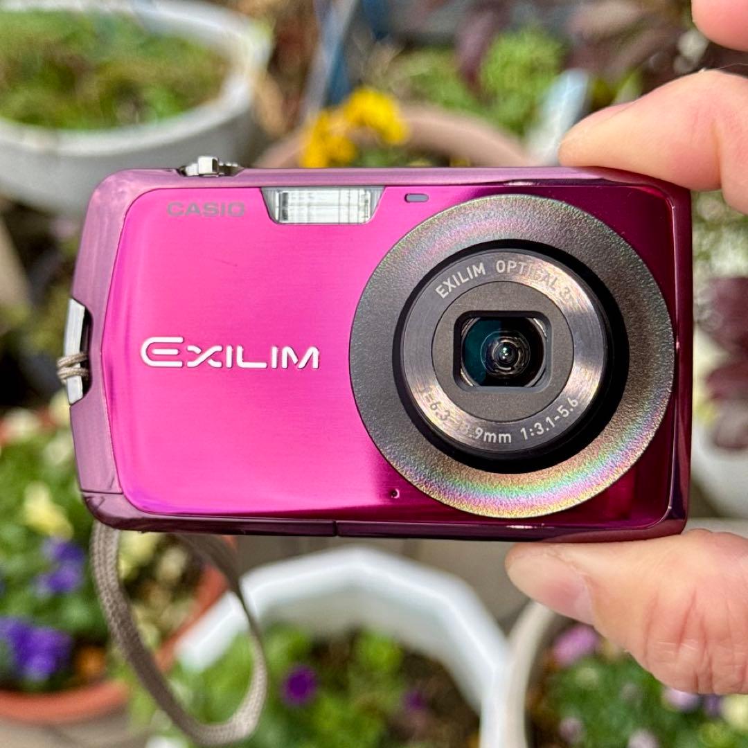 デジカメ CASIO EX-Z330 バッテリー&充電器&SDカード付き