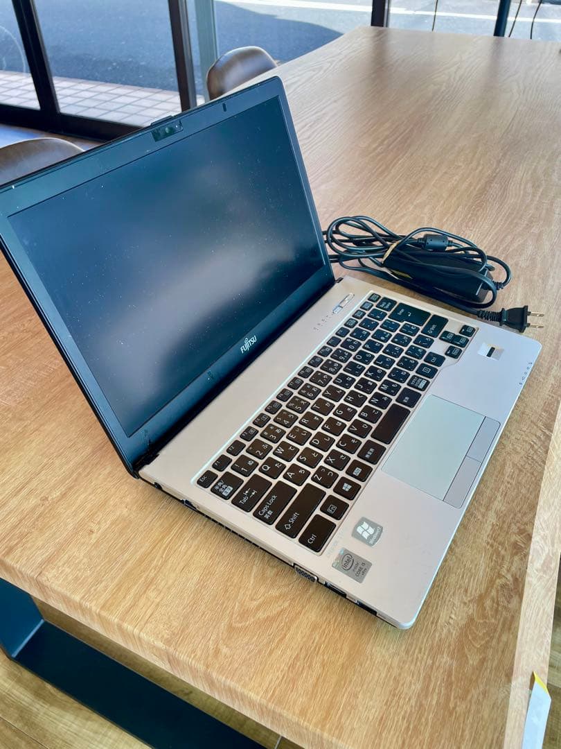 【ジャンク品】Fujitsu LIFEBOOK ノートPC 日本語キーボード