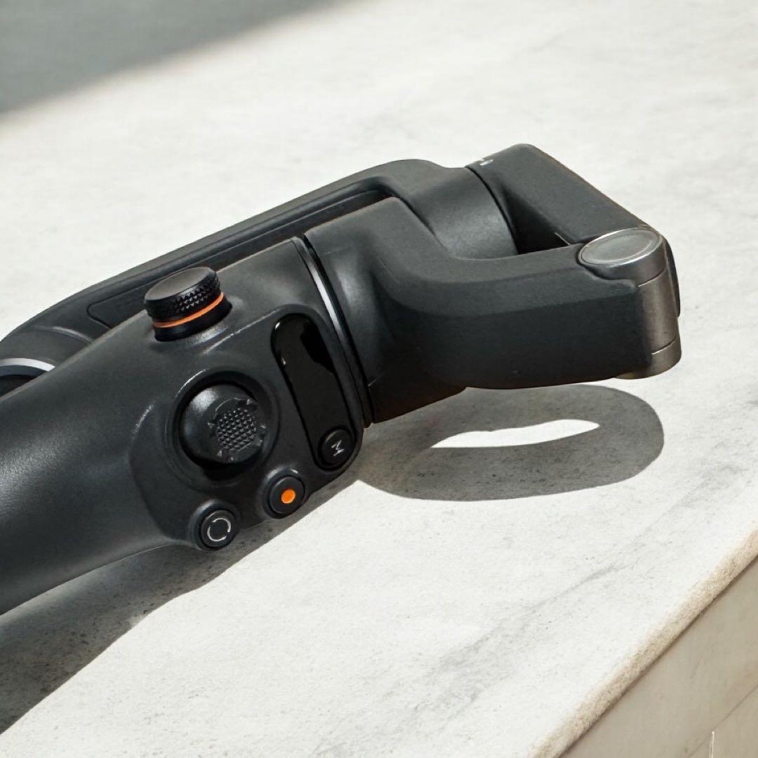 【DJI】 Osmo Mobile 6 スタビライザー