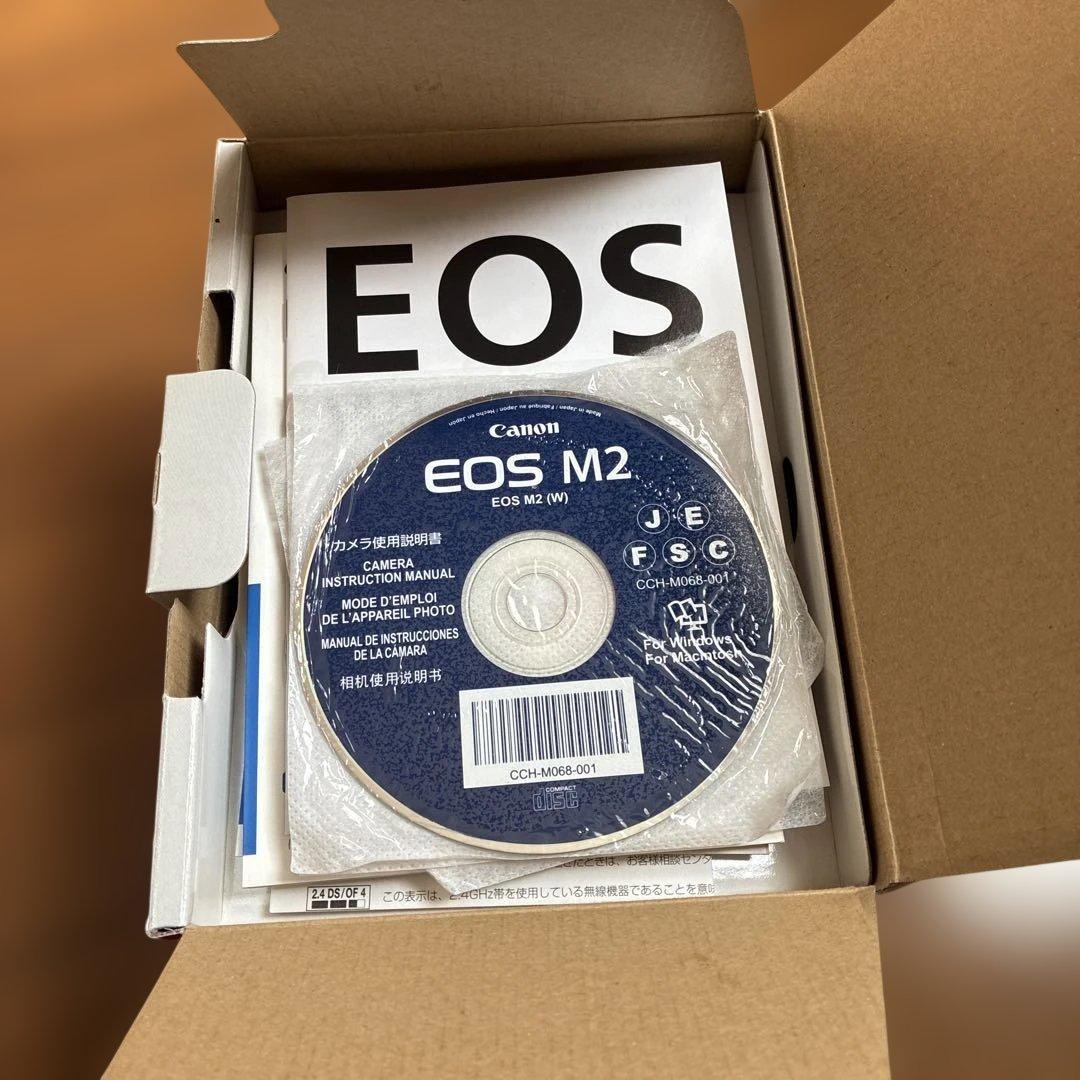 Canon EOS M2　ダブルレンズキット