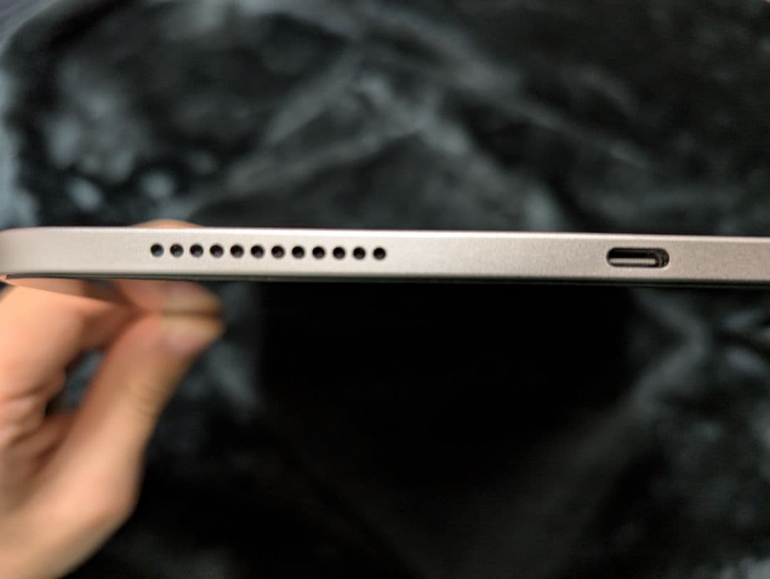 iPad Air (M3) 128gb WiFiモデル　スペースグレイ