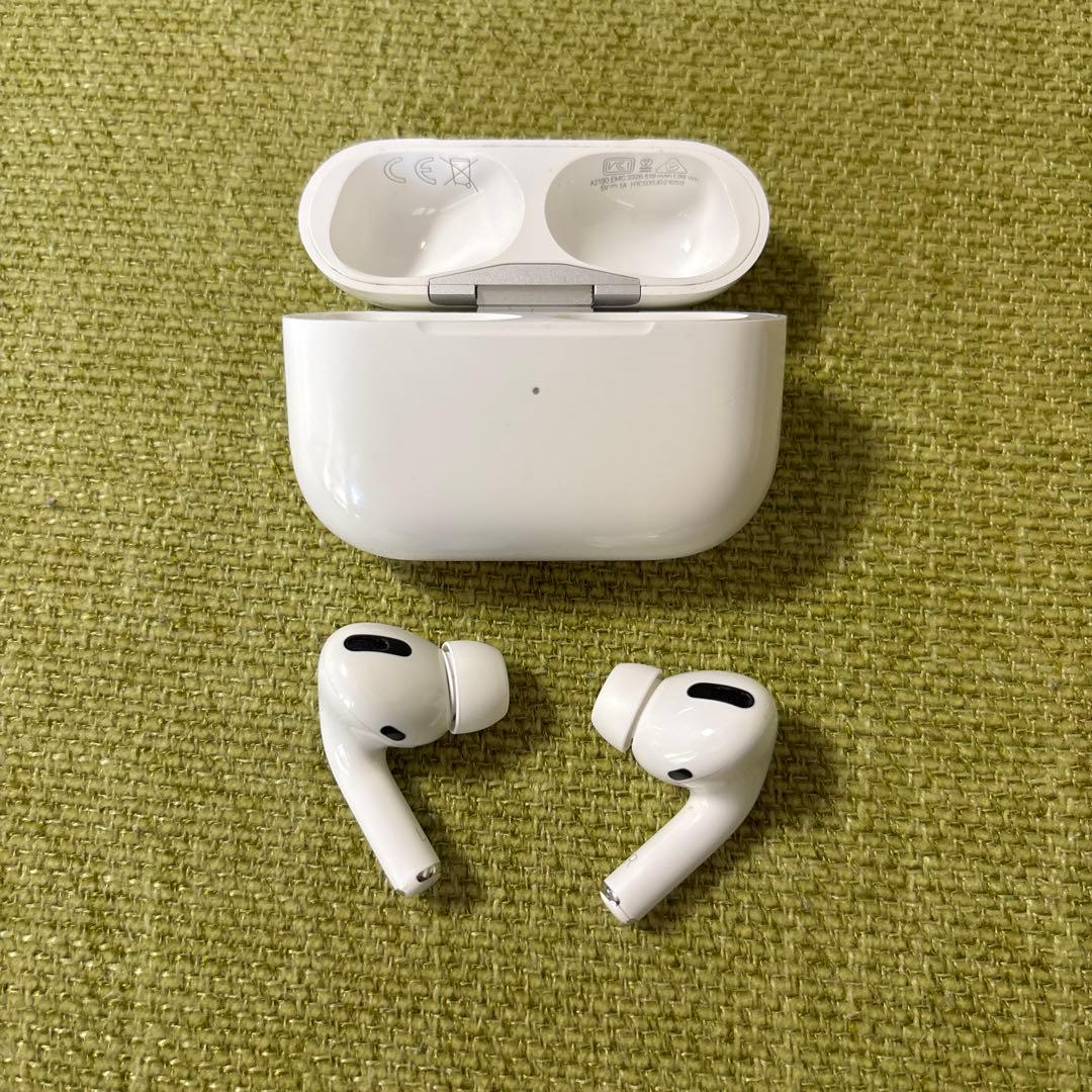 【美品】Apple純正品✳︎AirPods Pro 第二世代✳︎右耳不具合
