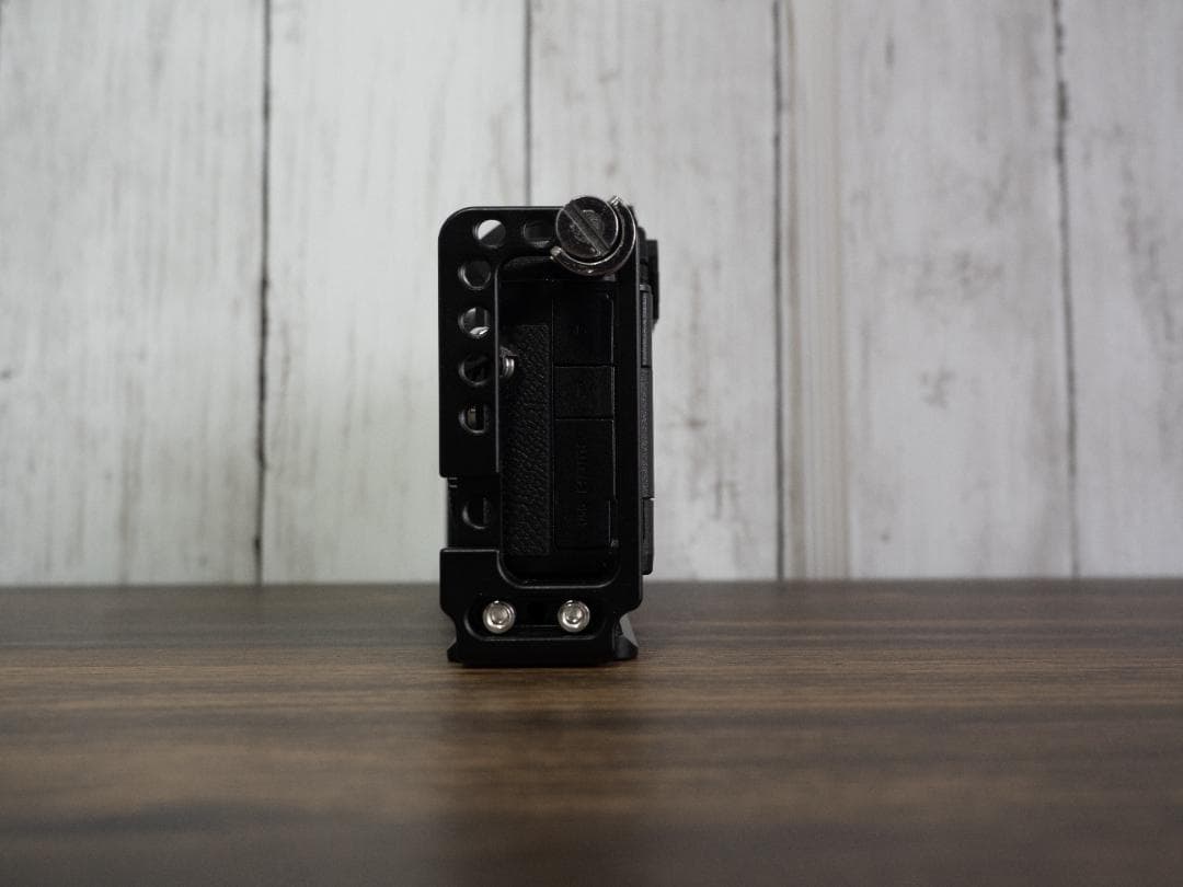 【ジャンク】送料込オリンパスOM-D E-M5 Mark III本体と付属品多数