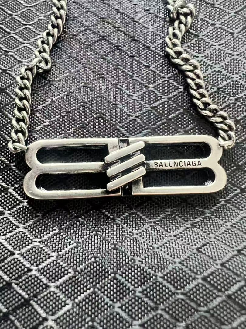 バレンシアガ 新品同様 BALENCIAGA メタルチェーンネックレス