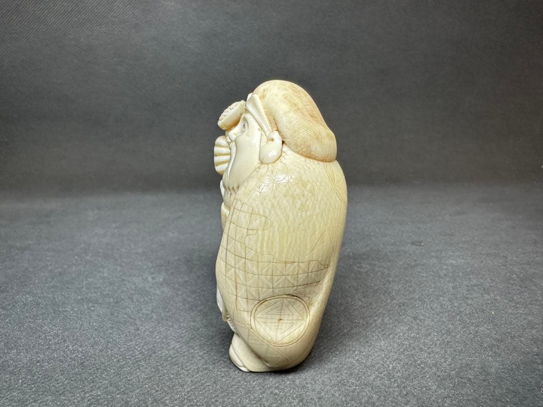 置物　鯨の歯　大黑天　人物　天然素材　アンティーク　極上　和彫　骨董　飾り物