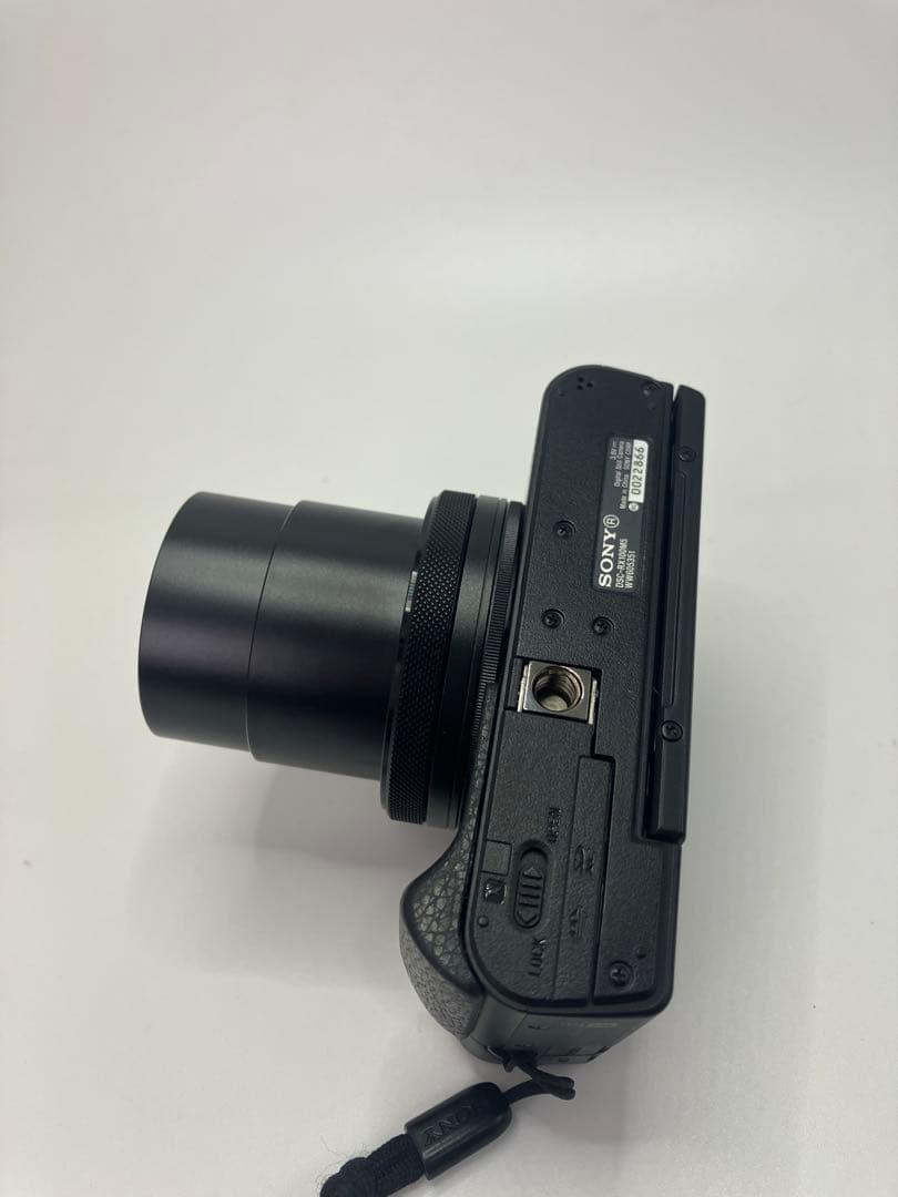 SONY RX100 V｜高速連写×F1.8大口径レンズ搭載 高性能コンデジ