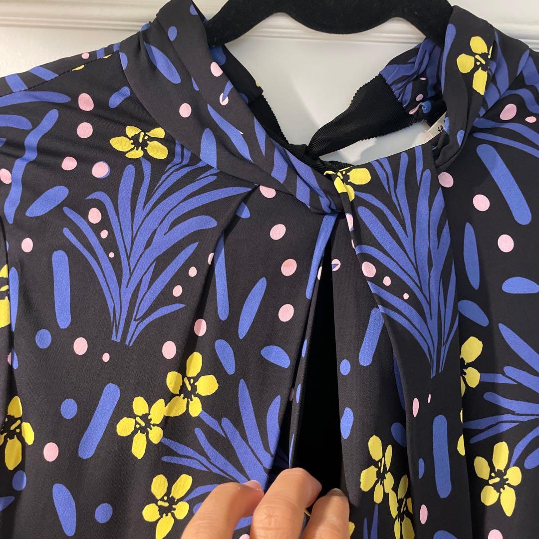 SelfPortrait花柄バックオープン ミニワンピース