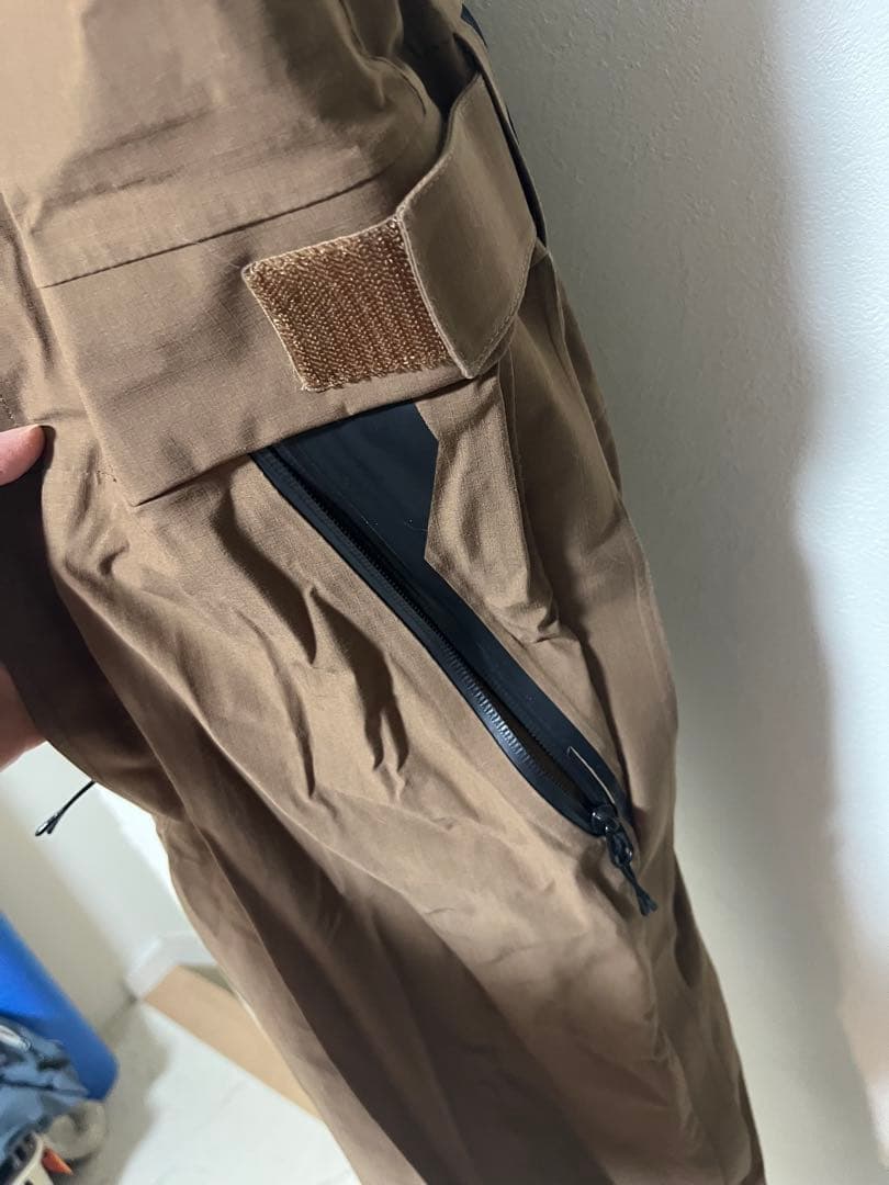 ホールデン HOLDEN スノーボード　スキー　ウェア 上下セット