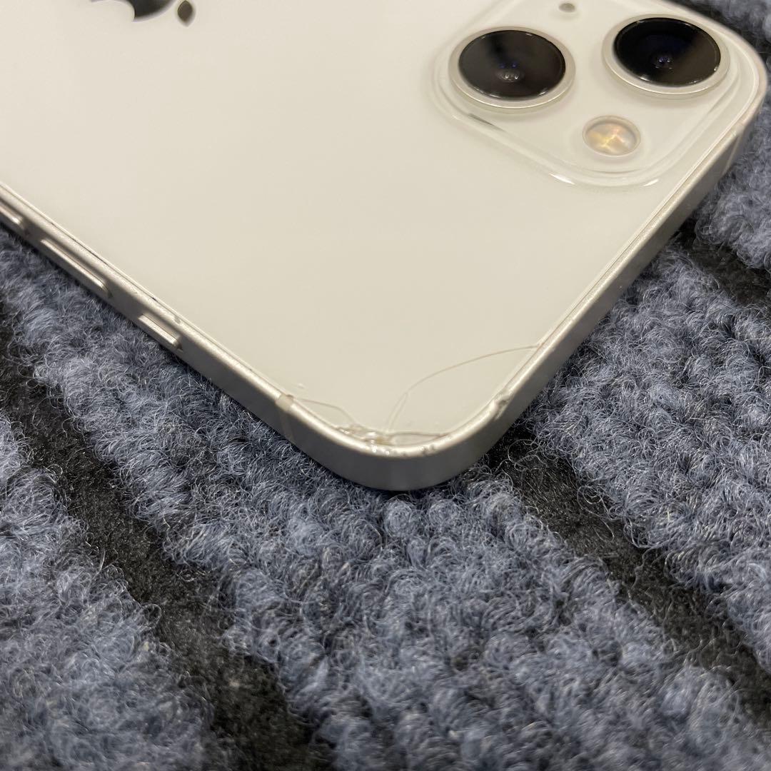 198 Apple iPhone13 128GB ホワイト SIMフリー