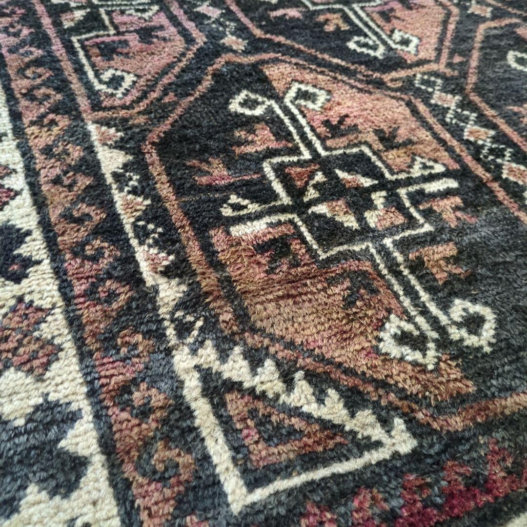 トライバルラグ　バルーチ　ヴィンテージラグ　手織り絨毯　アフガニスタン