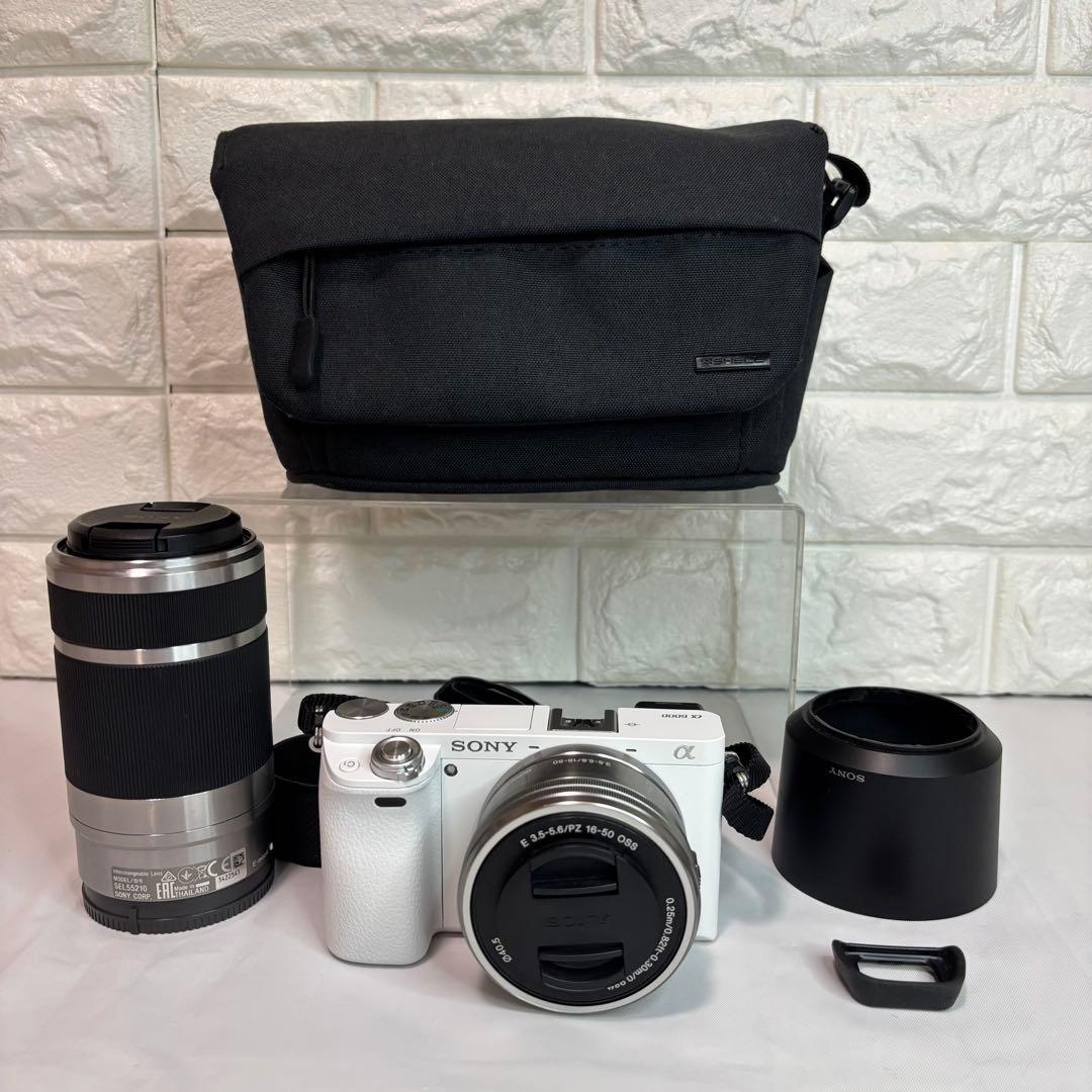 SONY α‬6000 ホワイト ミラーレス一眼 望遠レンズ付き