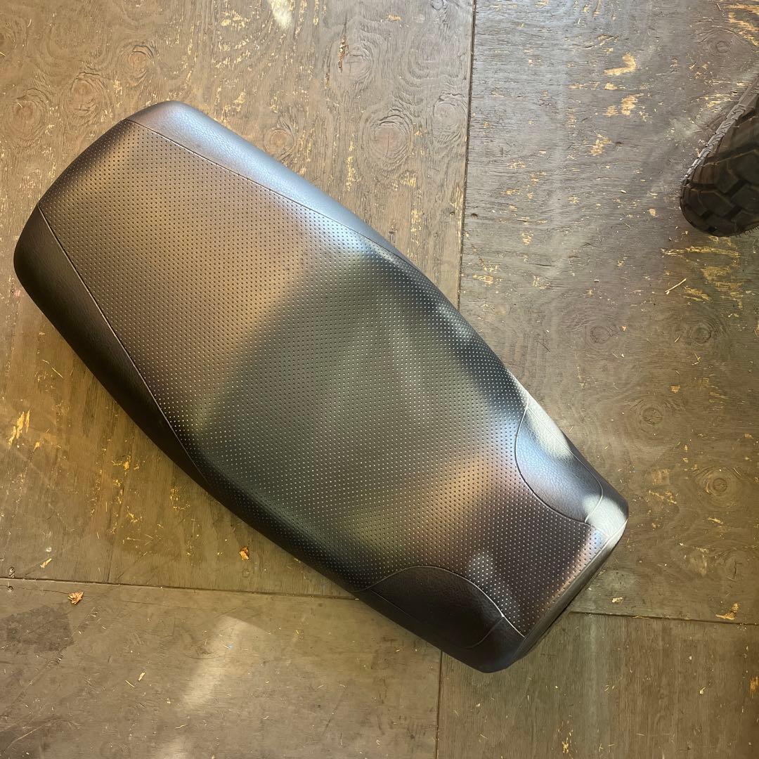 XJR1300 ノーマルシート YAMAHA