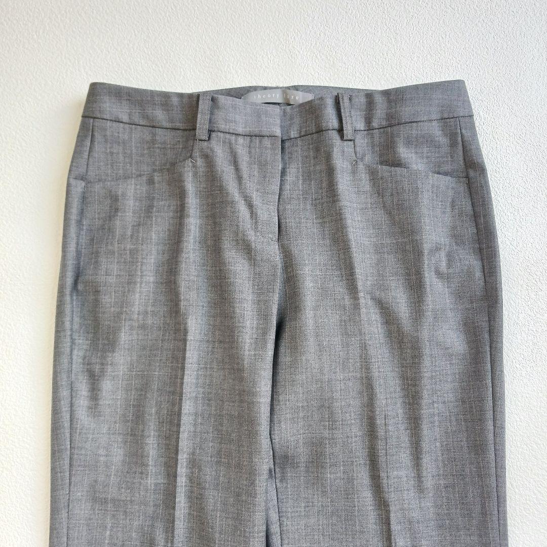 極美品♬セオリーリュクス　パンツスーツ　グレー　小さいサイズ34～36　ビジネス