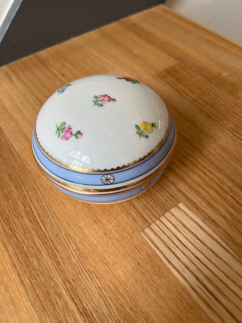 アウガルテン　ビーダーマイヤー　小物ケース　ボンボニエール