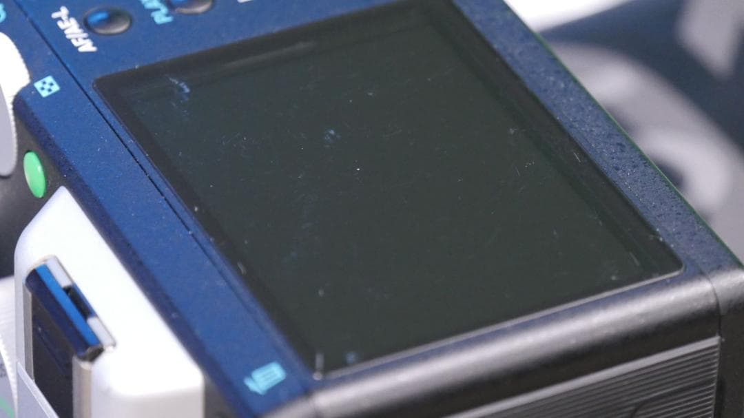 Pentax K-01 ボディ 箱・付属品あり