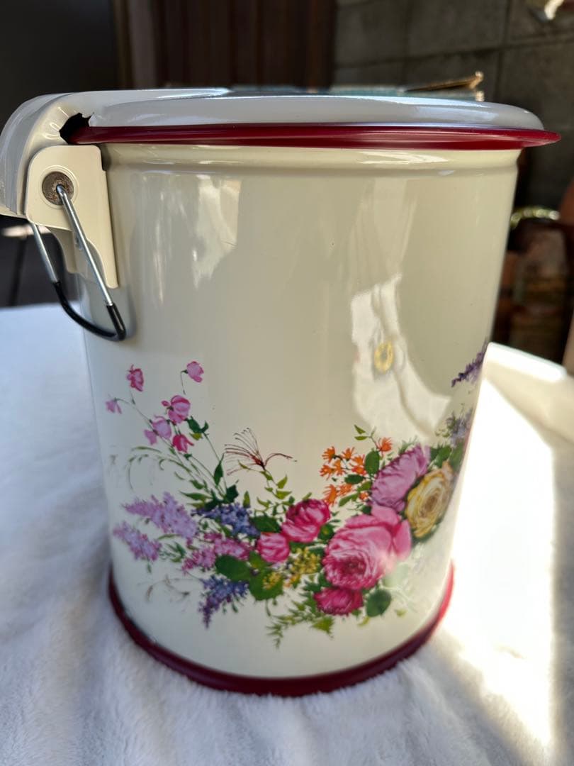 昭和レトロ　ゴミ箱　ペダル式　ママポット　山崎産業　当時物　新品　ホーロー容器