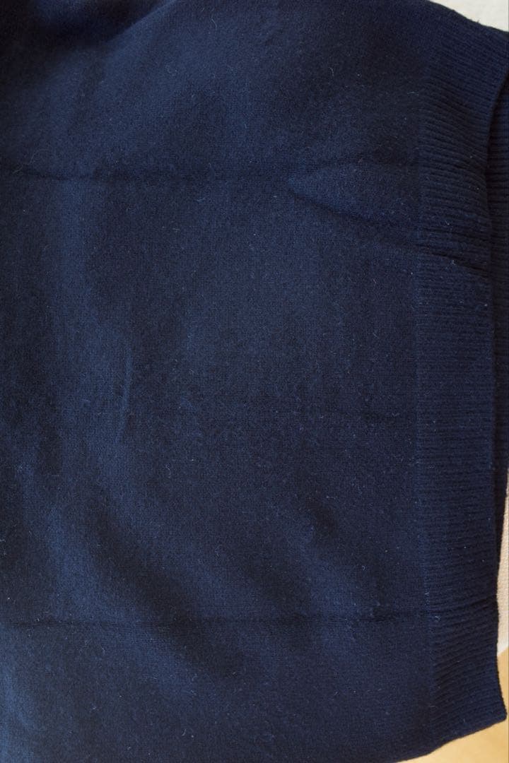 【極美品 生産終了】AURALEE スタイリスト私物 カシミヤ100％ ニット