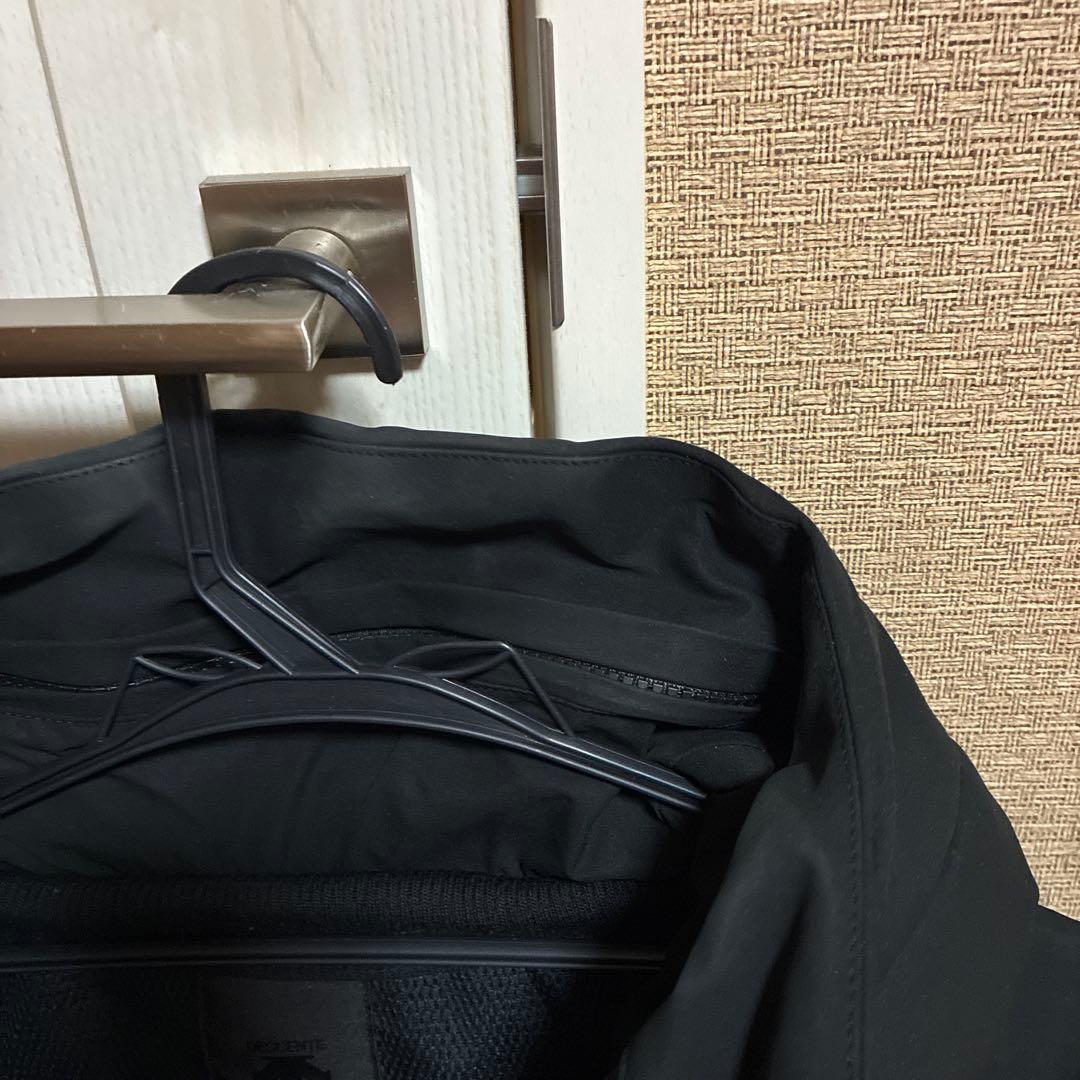 水沢ダウン　マウンテニア　ブラック