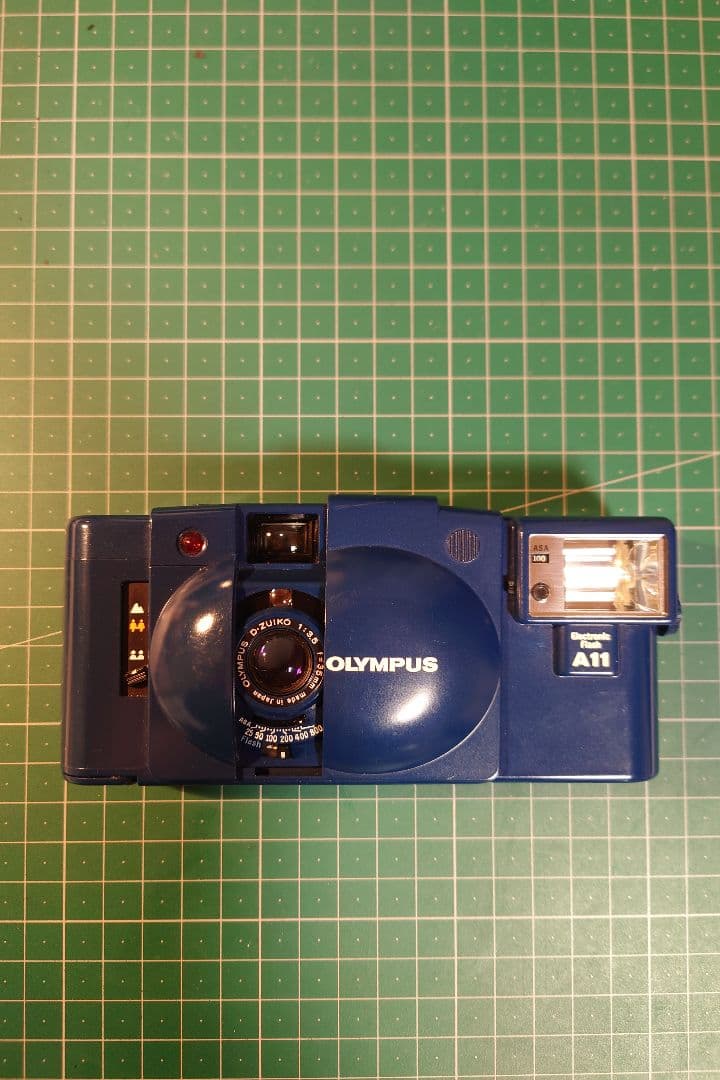 J*＊様 OLYMPUS XA-2 青 フィルムカメラ