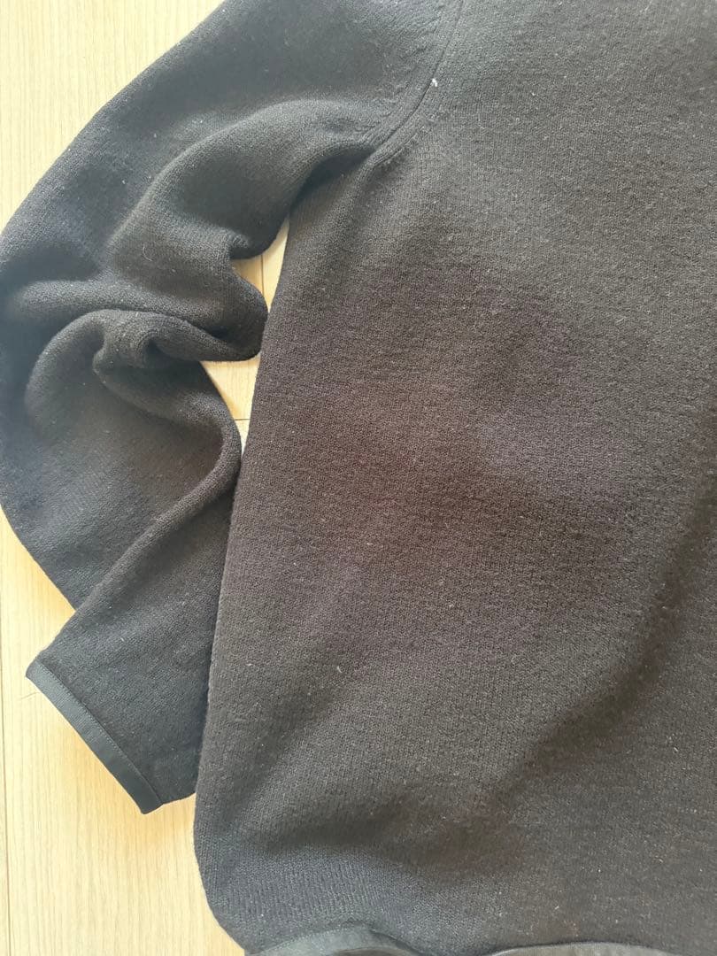 美品　フード付き ブラックジャケット ダウン風　サイズＭ