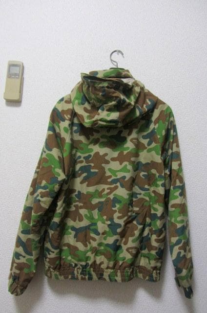 アベイシングエイプ　猿迷彩　ナイロンマウンテンパーカー/M　猿カモ　ダブルジップ