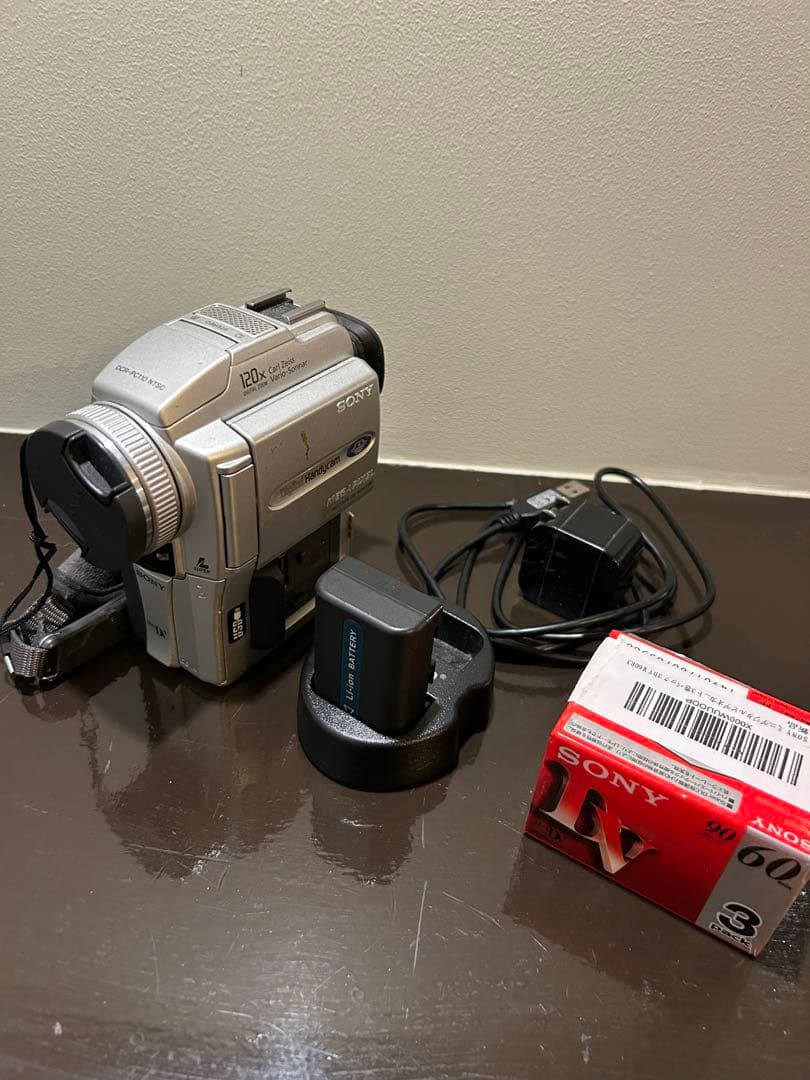Sony DCR-PC110 ミニDVカメラ 本体