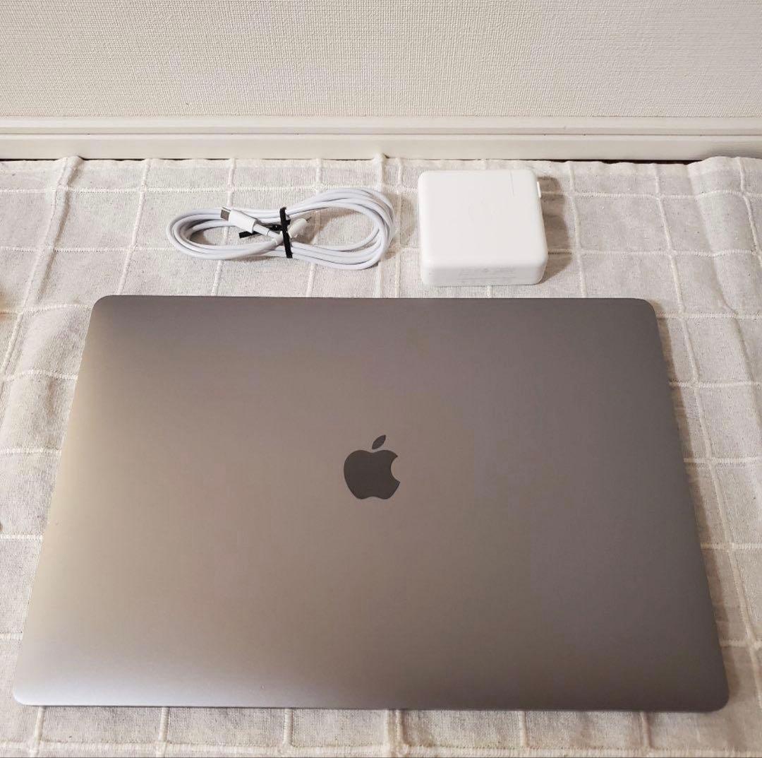 Apple MacBook Pro 15インチ 2018年モデル 本体