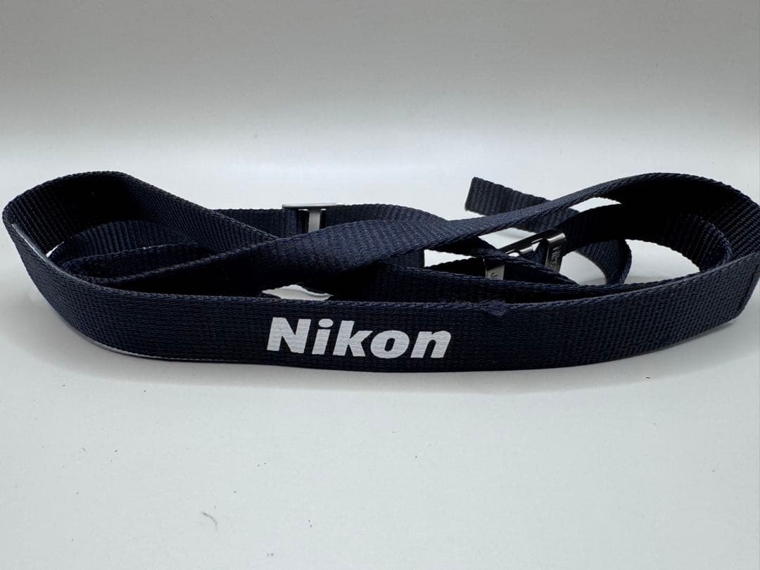 【美品】 Nikon FE2 / Zoom NIKKOR 35-105mm