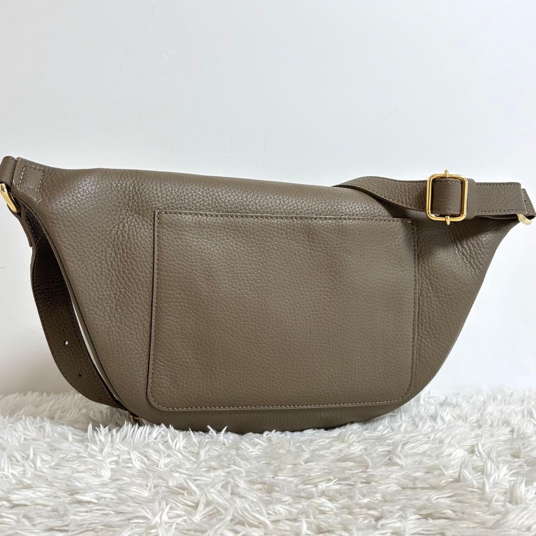 【美品】 ch!iii BAG シュリンクウエストバッグ ボディバッグ レザー