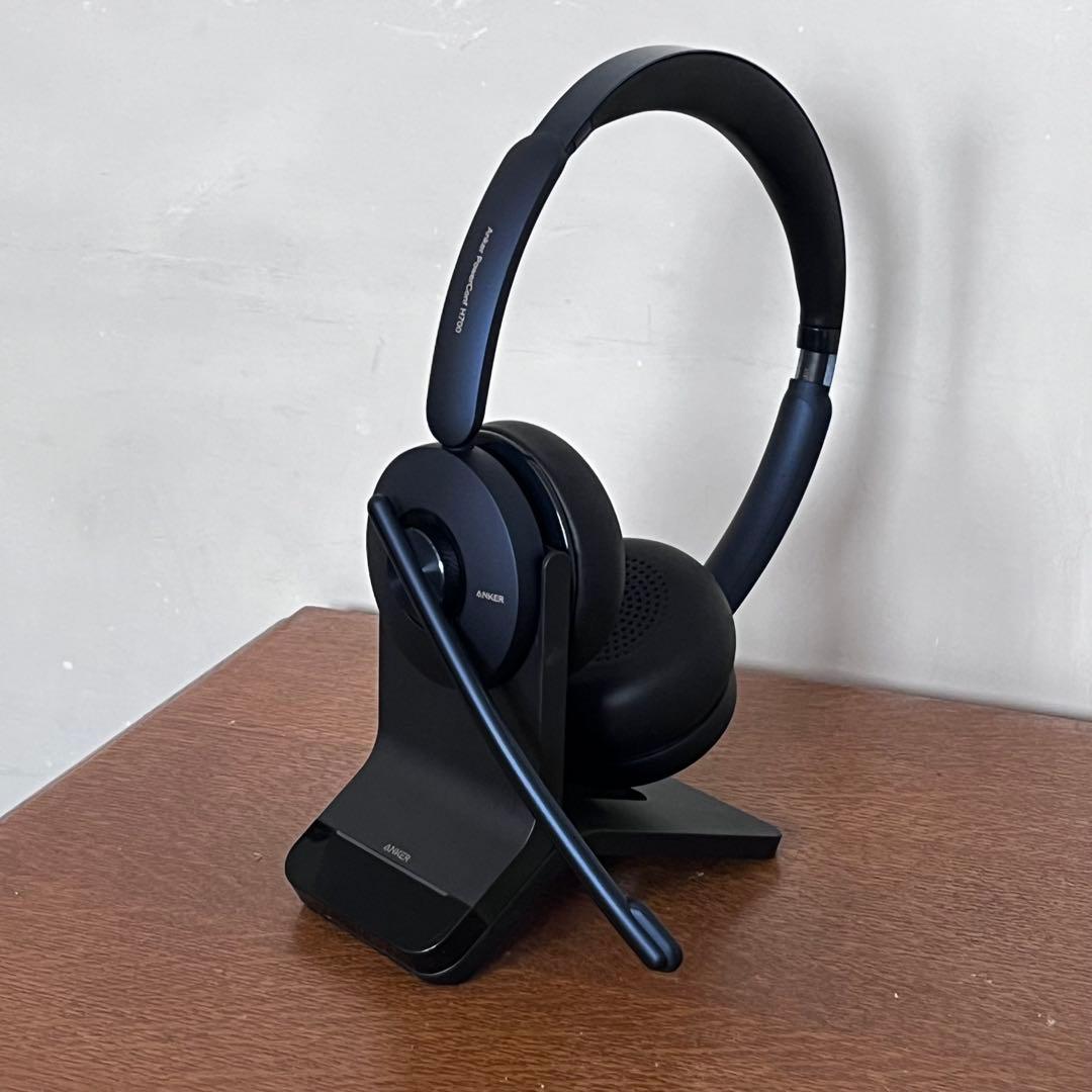 Anker PowerConf H700 ケース、スタンド付