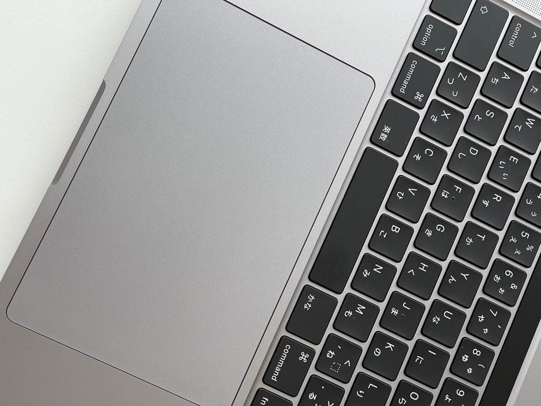 MacBook Pro 16インチ（美品・使用少）