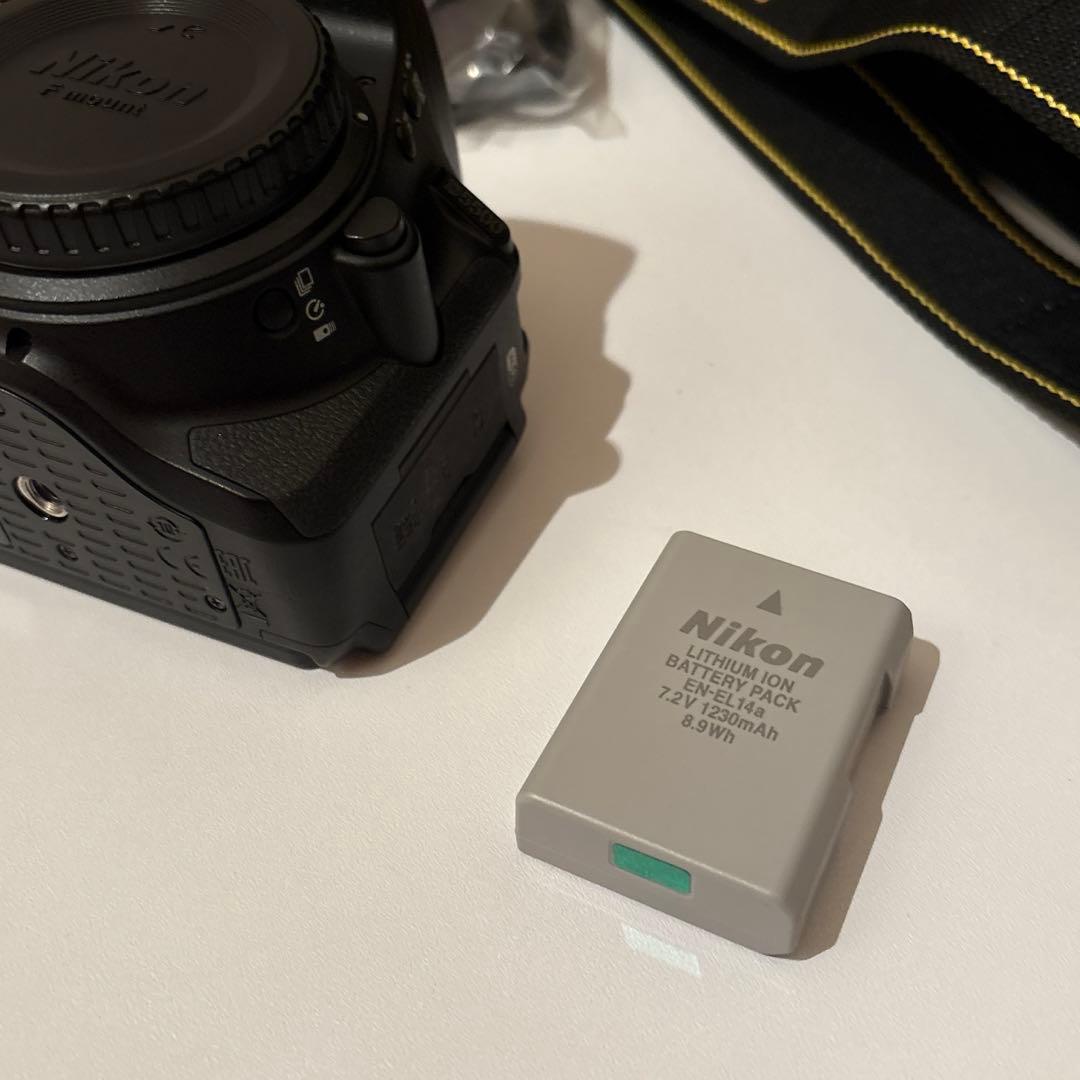 Nikon 一眼レフカメラ D5500 ダブルズームキット ブラック