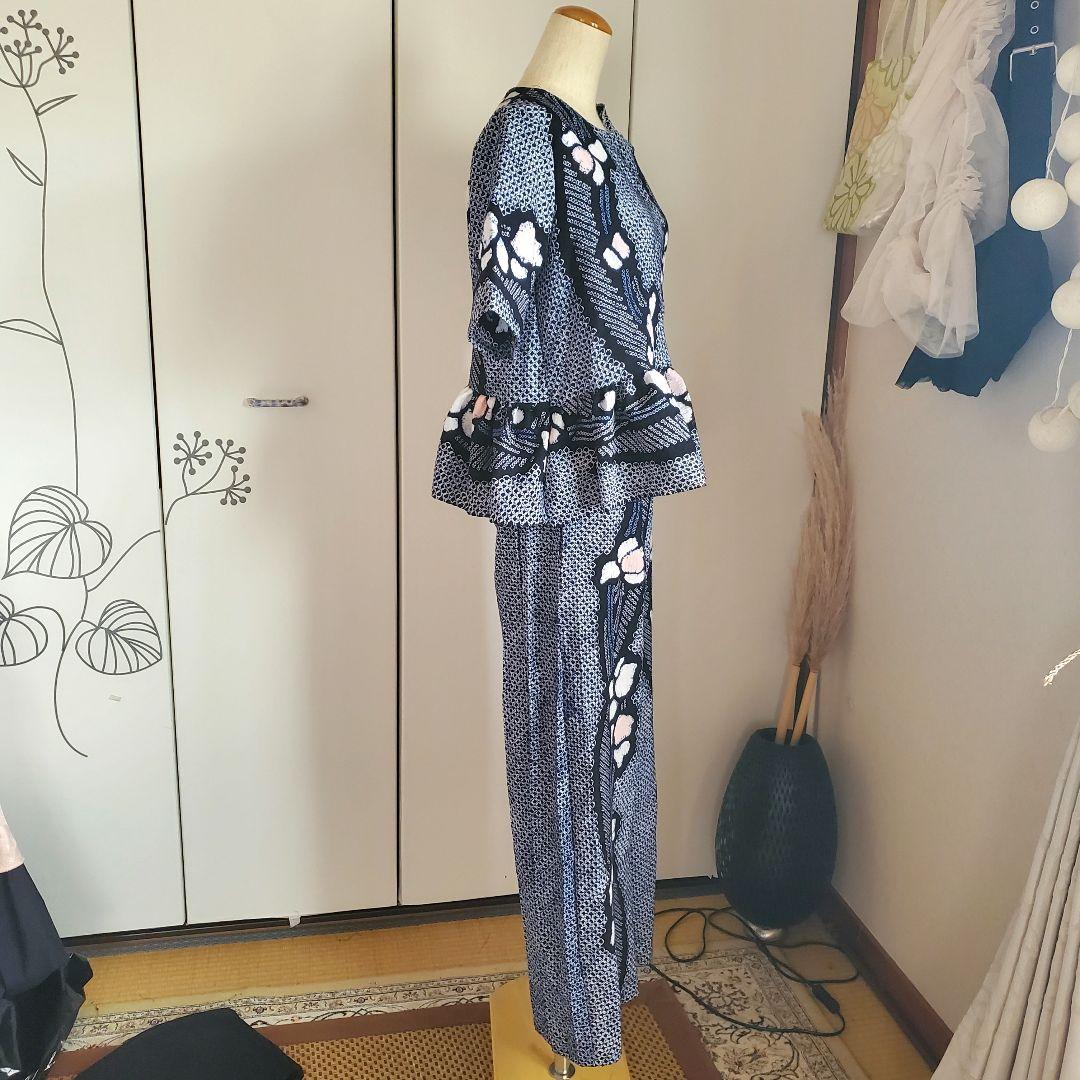 さと　有松絞りよりセットアップ