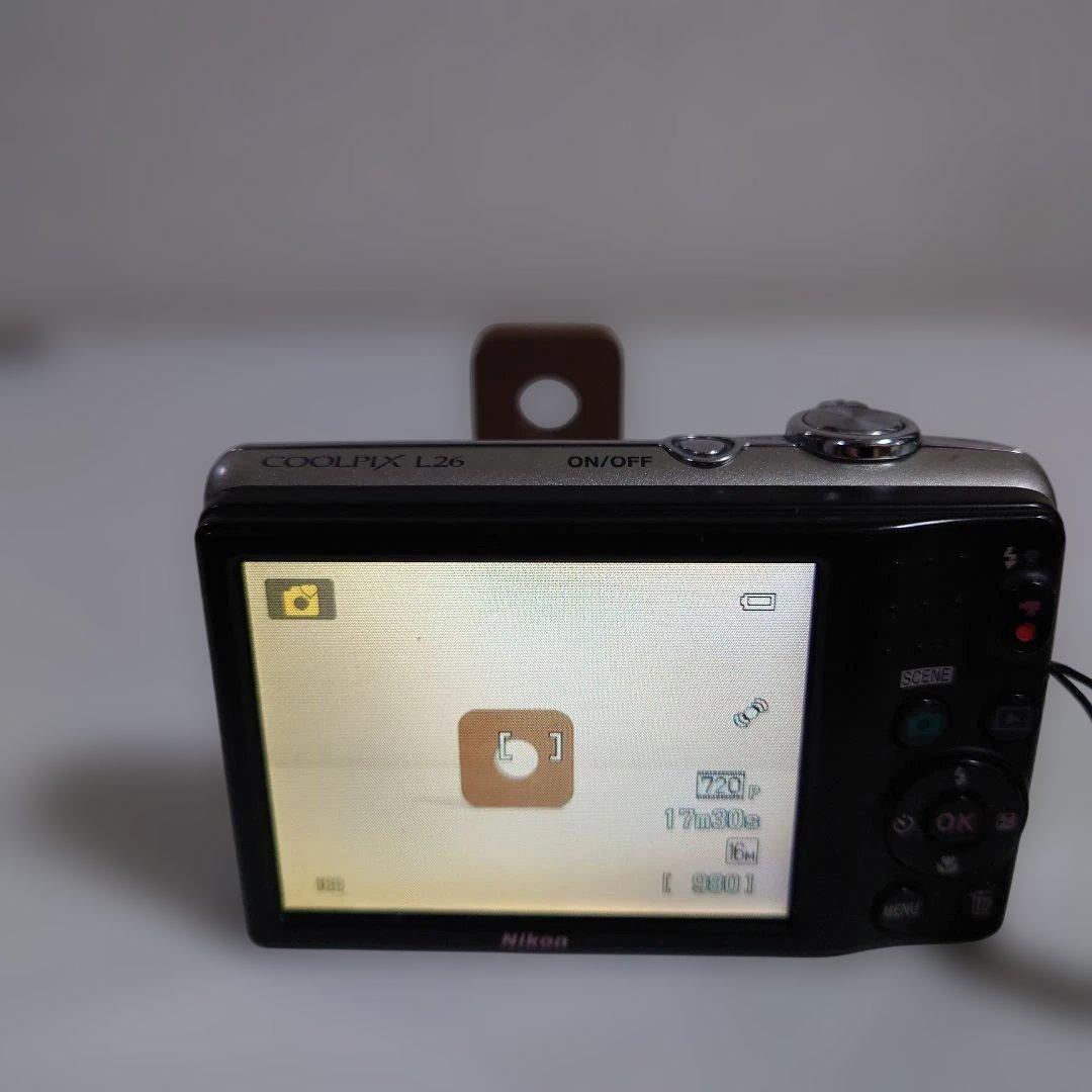 Nikon COOLPIX L26 コンデジ　デジカメ　単３電池