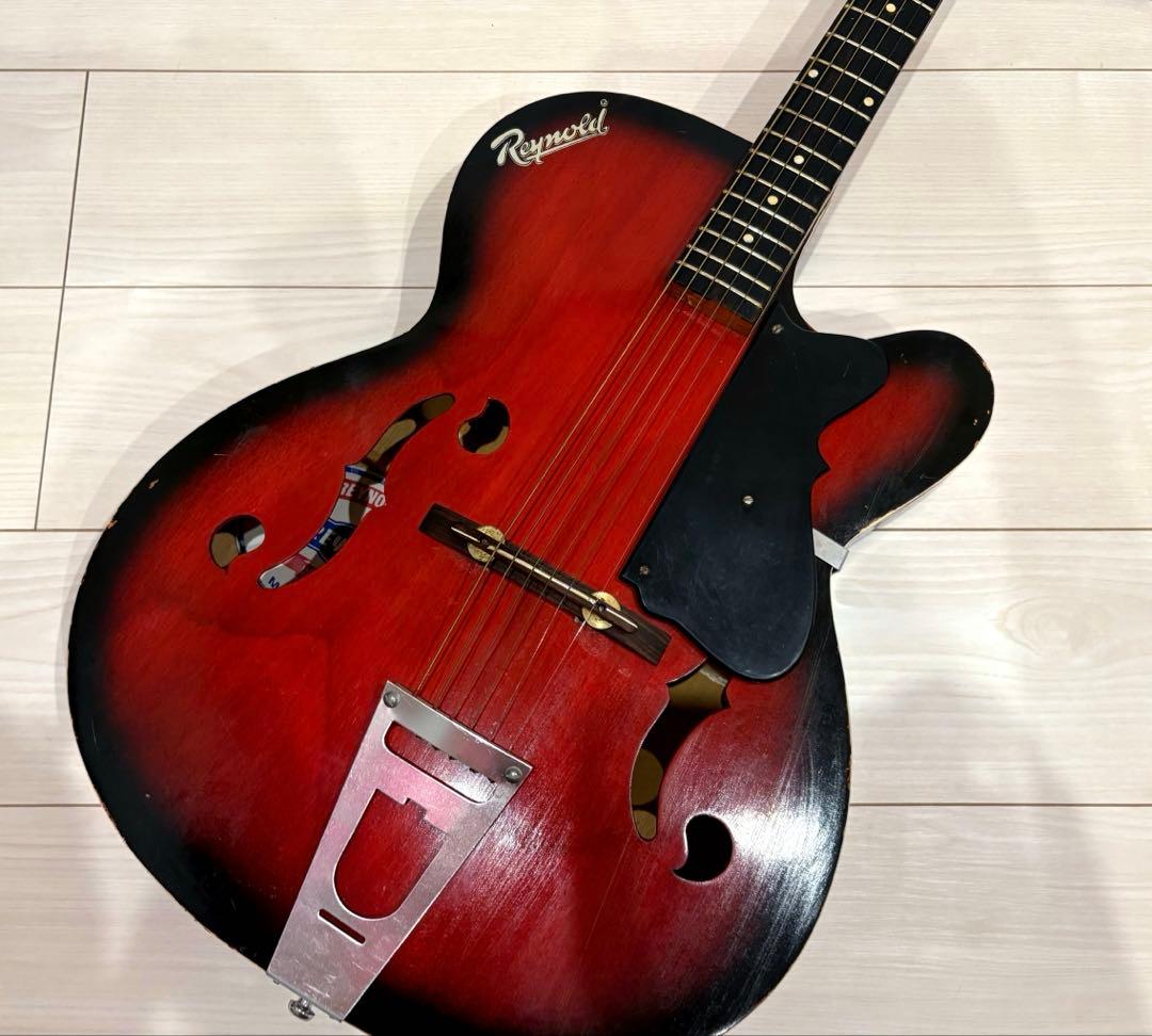 ビザール　アーチトップ　ピックギター　フルアコ　セミアコ　アコースティックギター