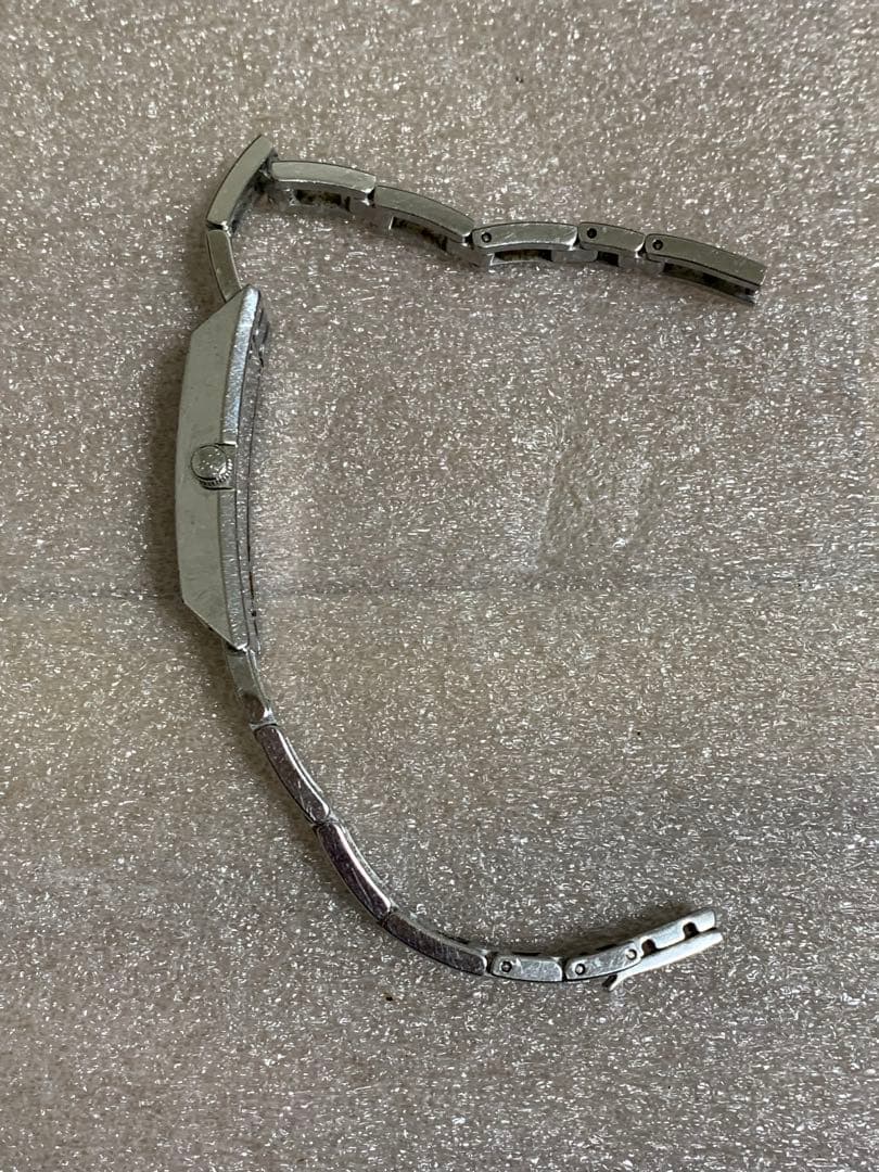 GUCCI シルバー 長方形時計 seiko orient citizen