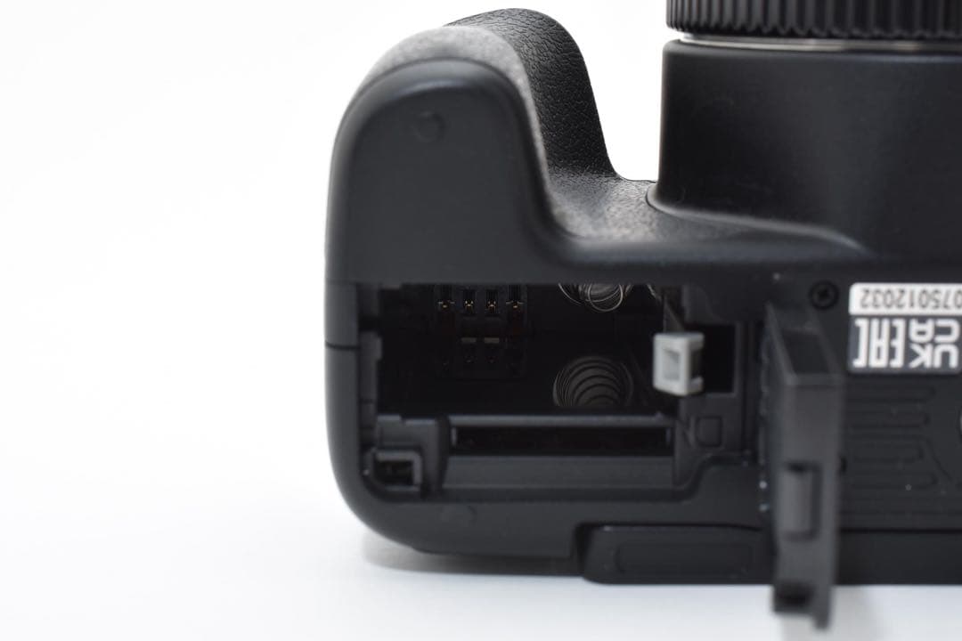 デジタル一眼レフカメラ/Canon EOS Kiss X10/望遠レンズセット