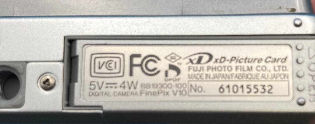 【動作確認済】FUJIFILM FinePix V10 コンデジ
