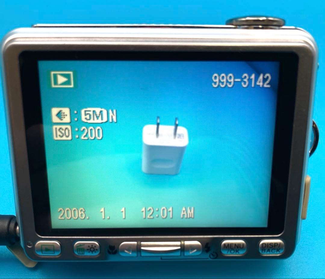 【動作確認済】FUJIFILM FinePix V10 コンデジ