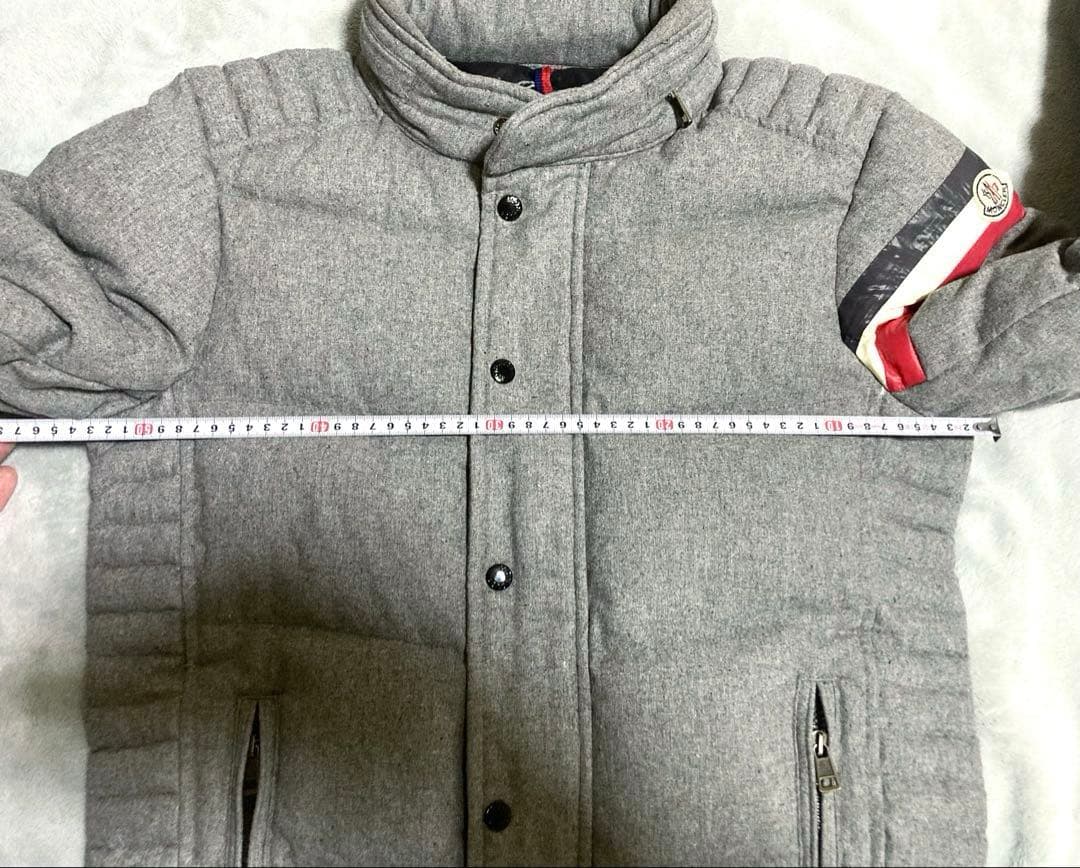 モンクレール CHARTREUSE シャルトリューズ ダウンジャケット