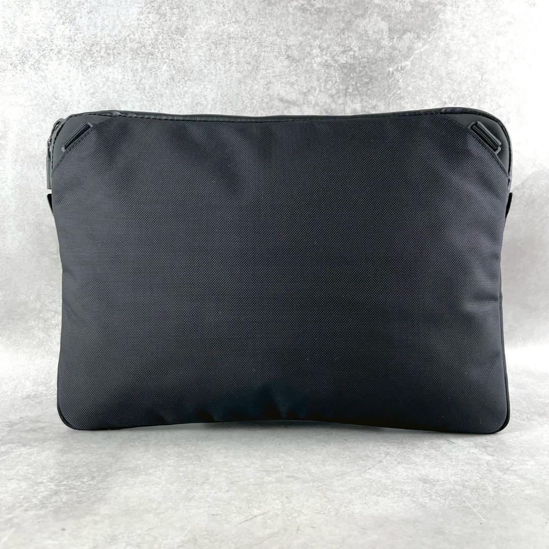 未使用級 2way✨MONOLITH PC CASE OFFICE クラッチ 黒