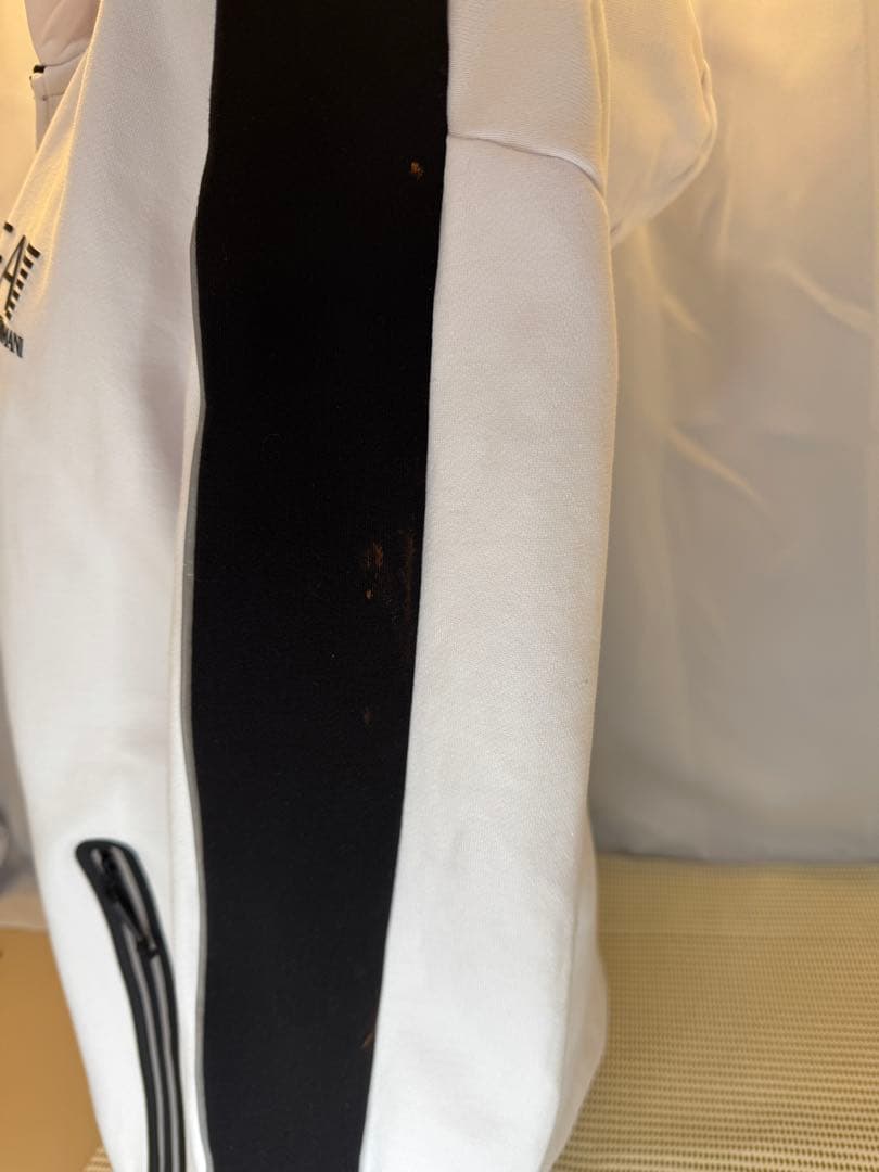 EA7 EMPORIO ARMANI 袖ロゴラインL（XL）ほぼ新品