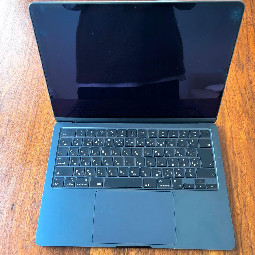 AppleMacBookAir M2 2022 256GB液晶割れ　ミッドナイト