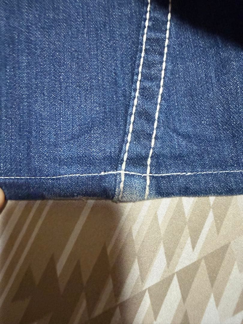 TRUE RELIGION JOEY BIG Tフレア デニム 28インチ