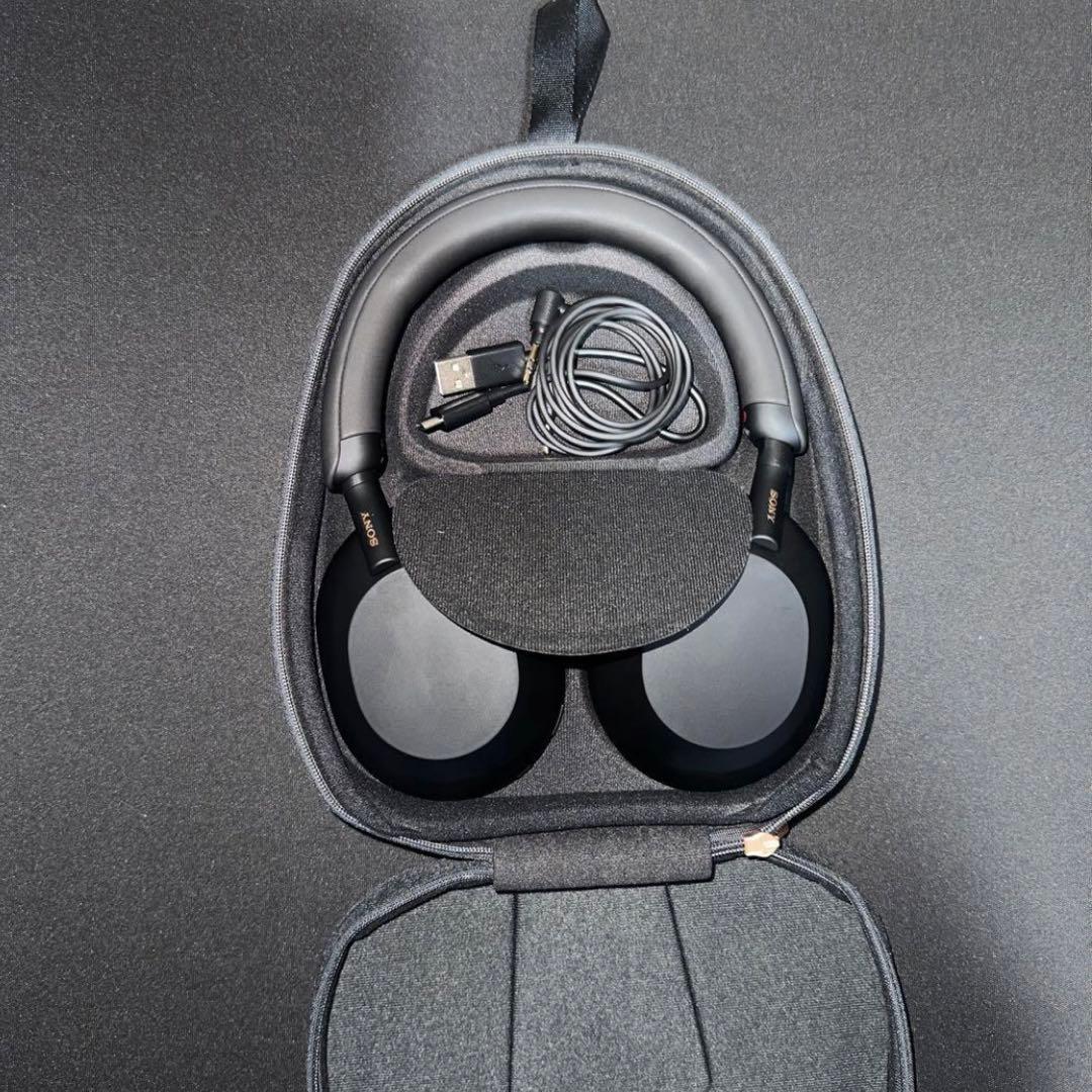 WH-1000X M5 ヘッドホン　SONY