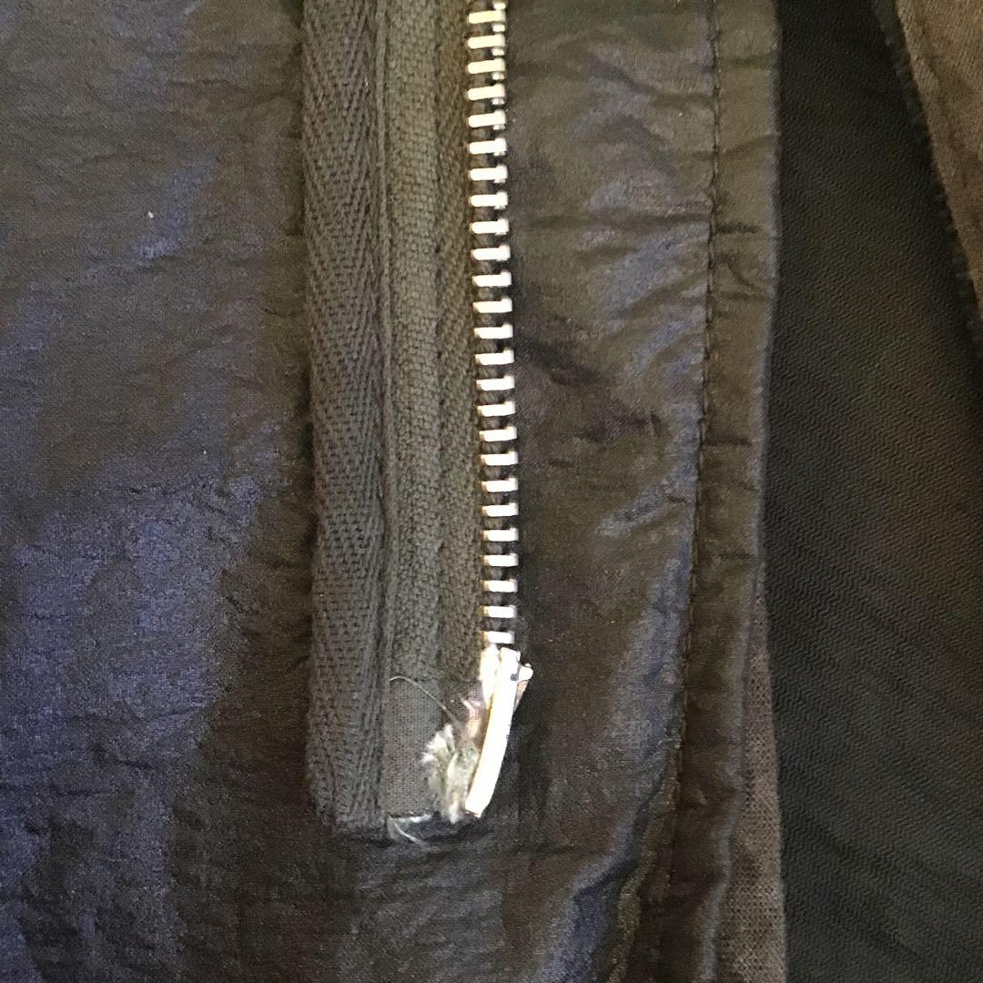 訳ありSTONE  ナイロンジャケット ブラック(ファスナー不具合)