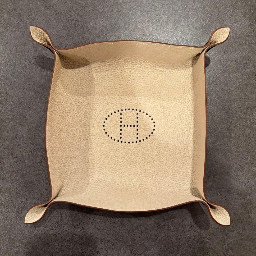 エルメス　ヴィドポッシュ　レザートレー