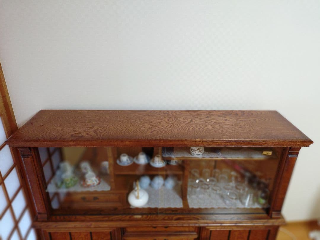 木製キャビネット ガラス扉付き 収納